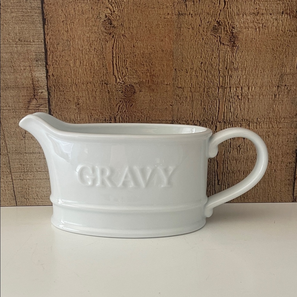 Fitz and Floyd Everyday White Porcelain Gravy Boat